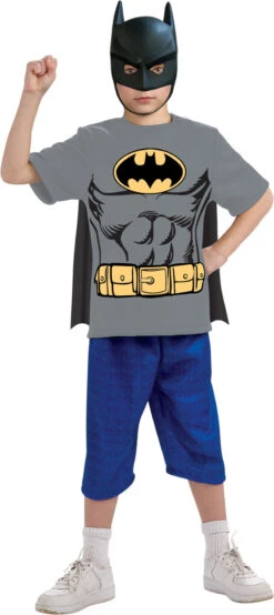 Batman Child T-Shirt With Cape And Mask